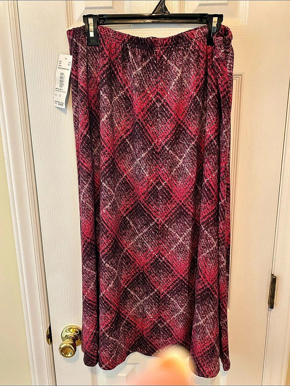 Jones New York Geometric Maxi Skirt in Pink & Black Size L. NWT